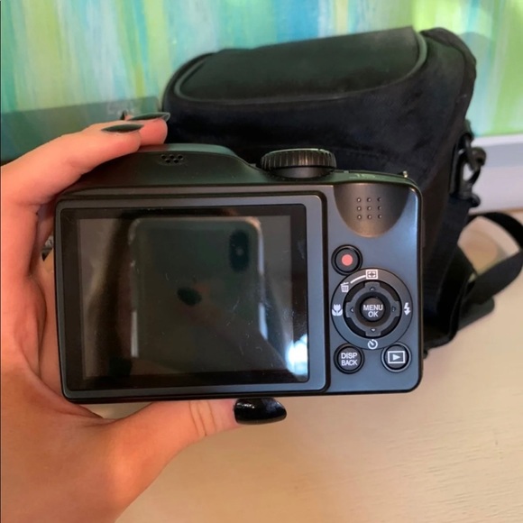 Camera - Picture 2 of 3